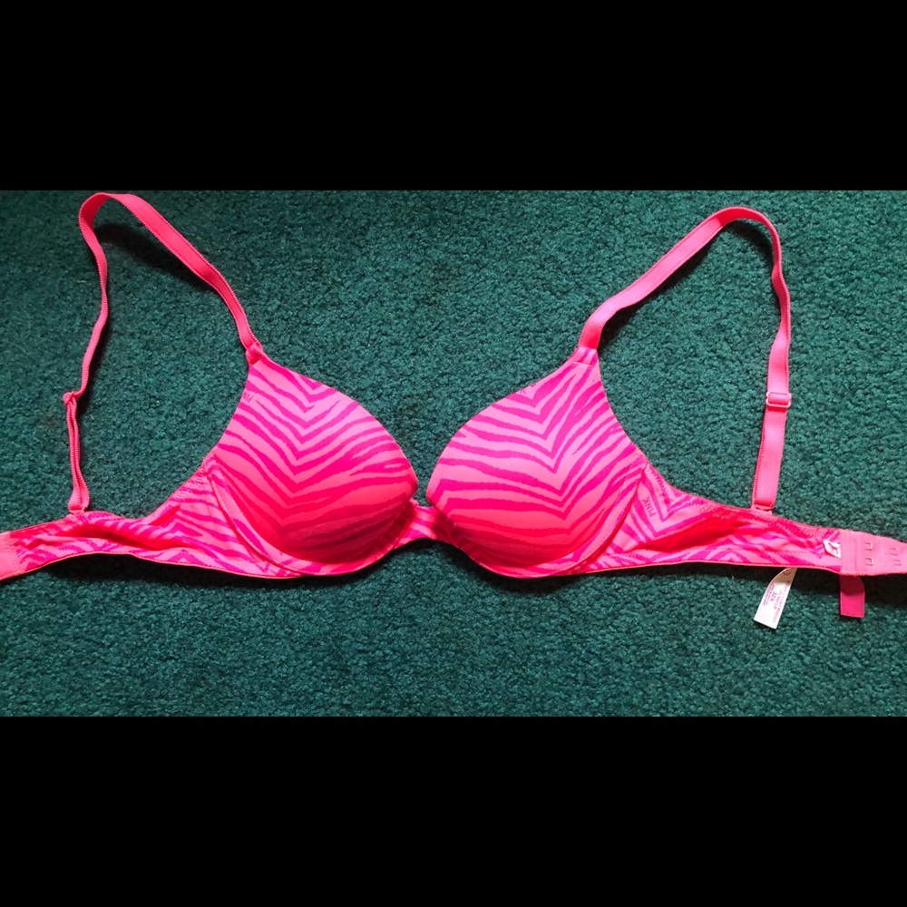 VS PINK Wear Everywhere Push Up Bra